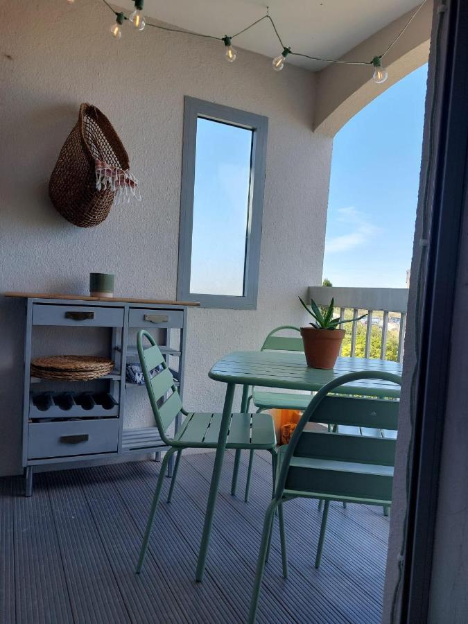 La Penate De Saint Cyp - Residence Les Fregates Vue Mer, Piscine المظهر الخارجي الصورة